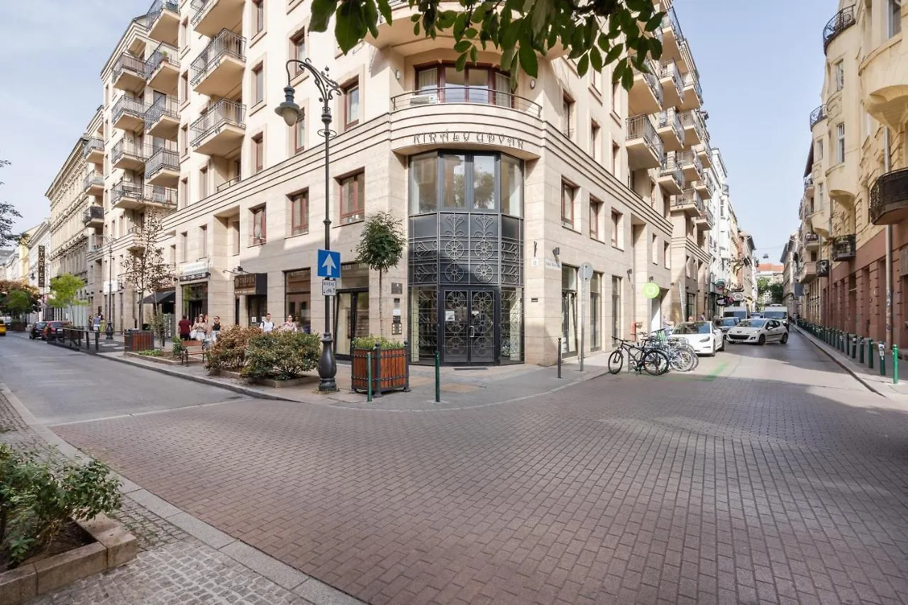 King Care Apartment With A/C Budapest 0*,