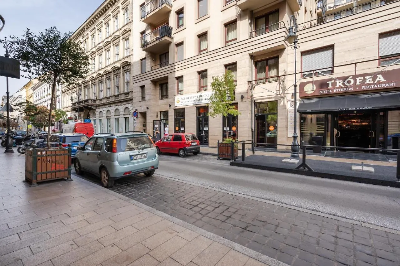 King Care Apartment With A/C Budapest